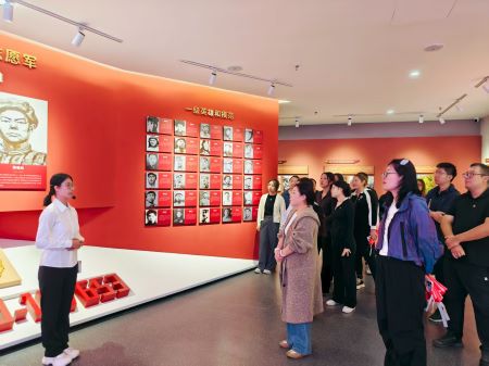 盛世中华忆峥嵘，英烈忠魂千秋在 ——9428cn太阳集团全体教师学习参观我校抗美援朝育人实践基地